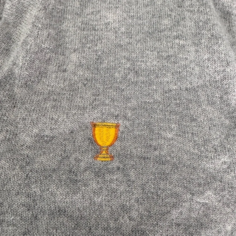 Lacoste men's chalkboard heather cashmere V-neck vest 3XL